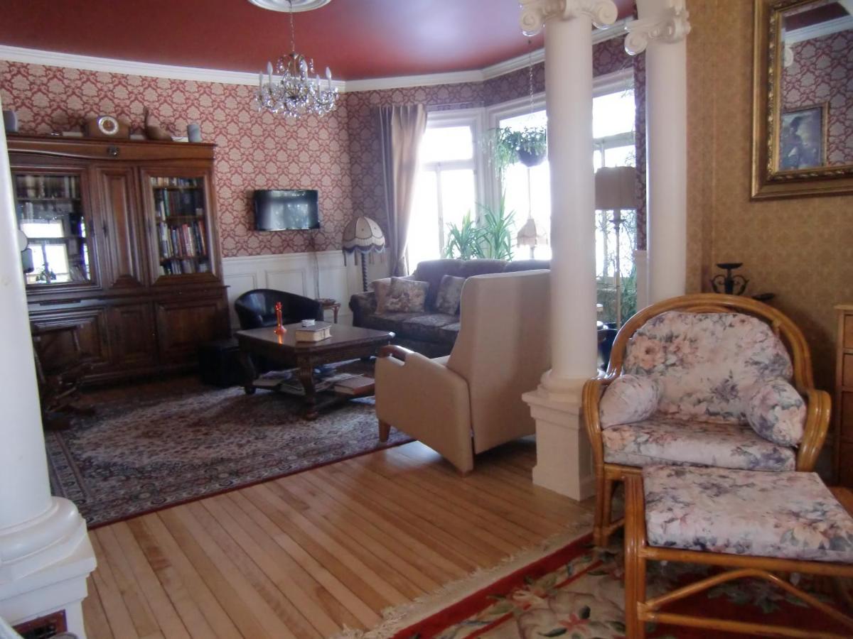 Bed and Breakfast Auberge De Lotbiniere Екстер'єр фото