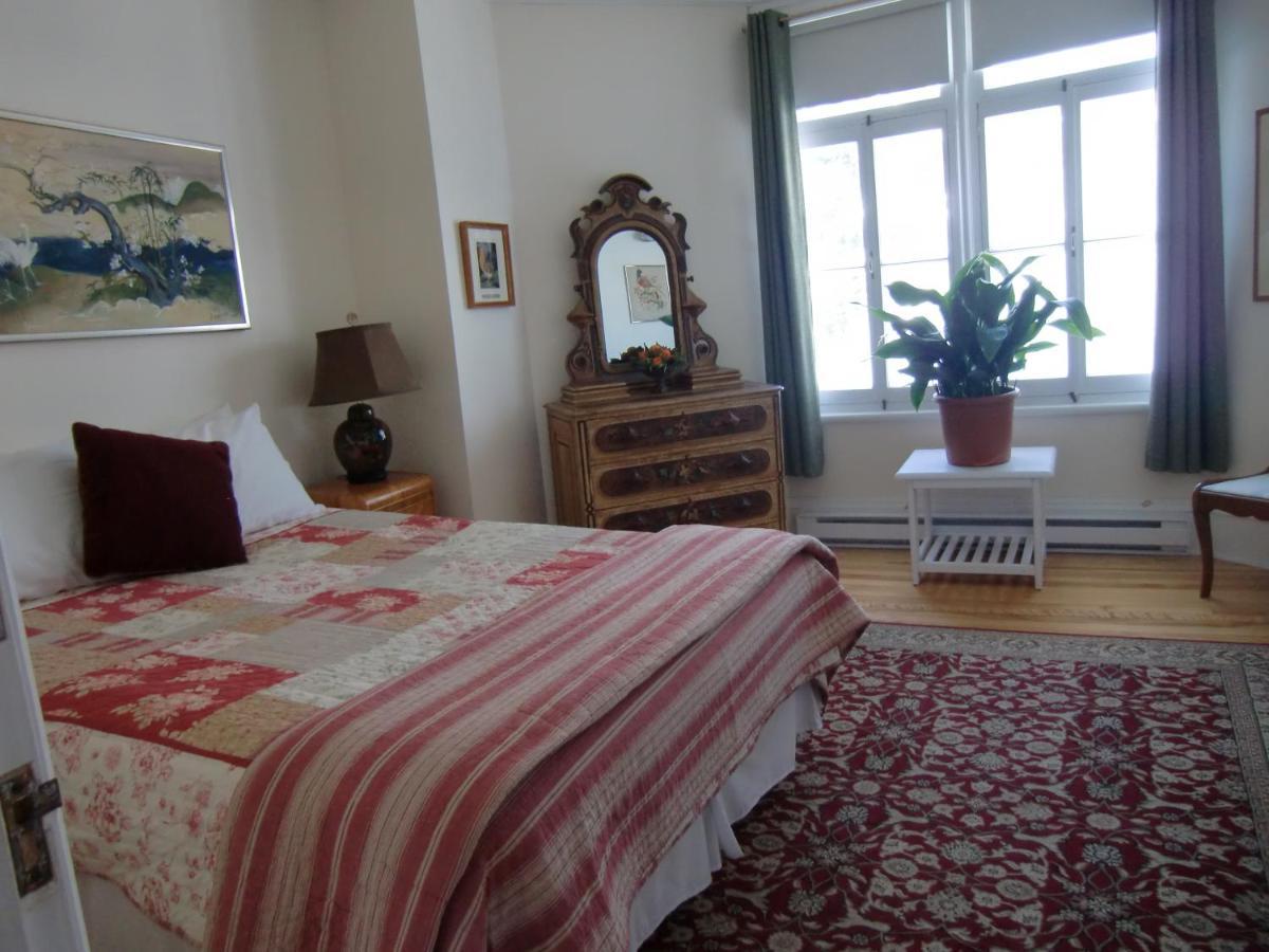 Bed and Breakfast Auberge De Lotbiniere Екстер'єр фото