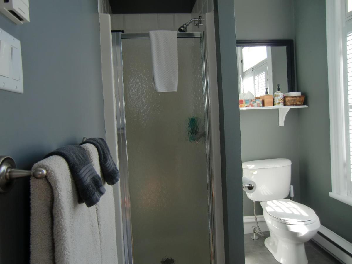Bed and Breakfast Auberge De Lotbiniere Екстер'єр фото